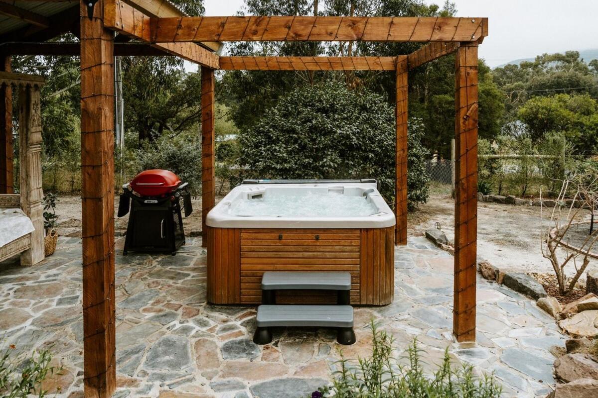 The Temple - Country Farm Retreat Villa Launching Place Exterior foto