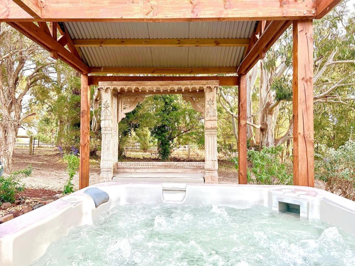 The Temple - Country Farm Retreat Villa Launching Place Exterior foto