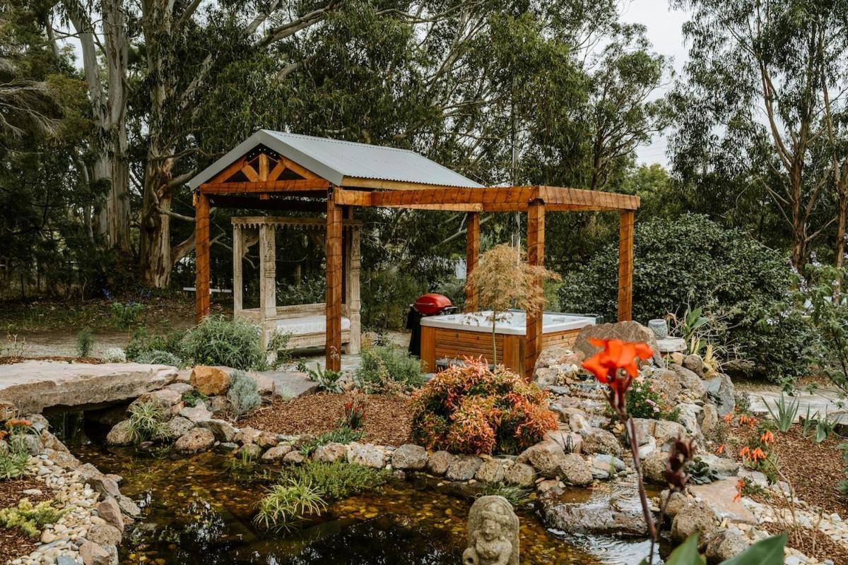 The Temple - Country Farm Retreat Villa Launching Place Exterior foto